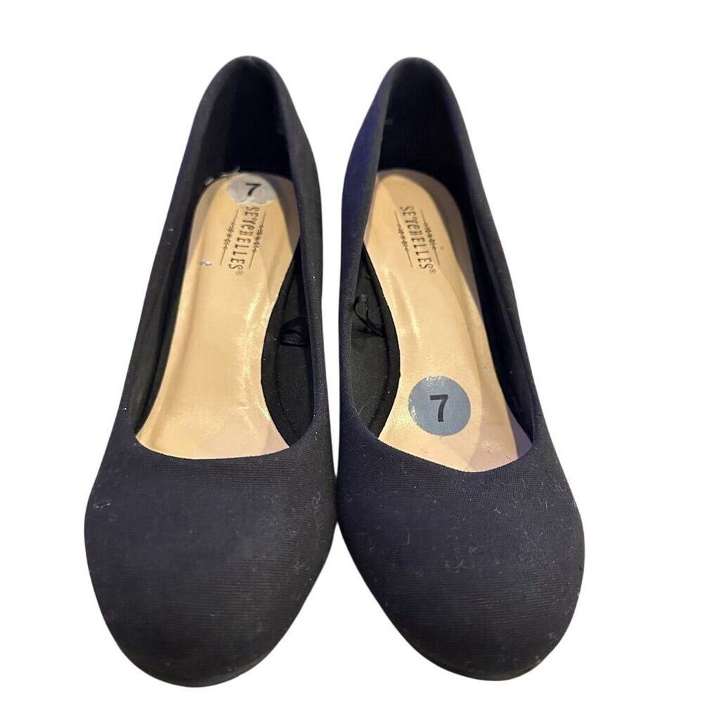 Seychelles Gertrude Women's Black Wedge Heels Size 7 Slip-On - Picture 2 of 11